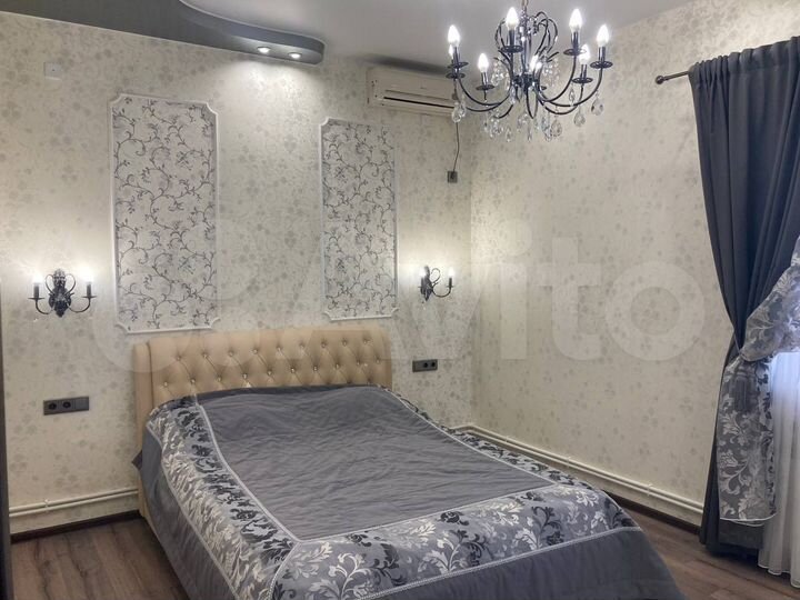 Дом 258,1 м² на участке 3,6 сот.