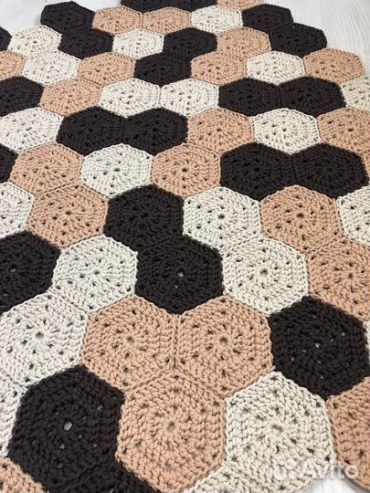 Коврик ручной работы