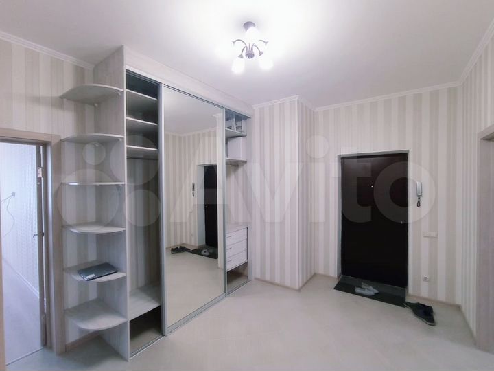 2-к. квартира, 70 м², 6/18 эт.