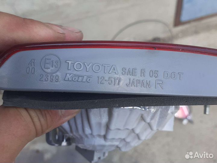 Фанарь правый внутренний Toyota Corolla E150