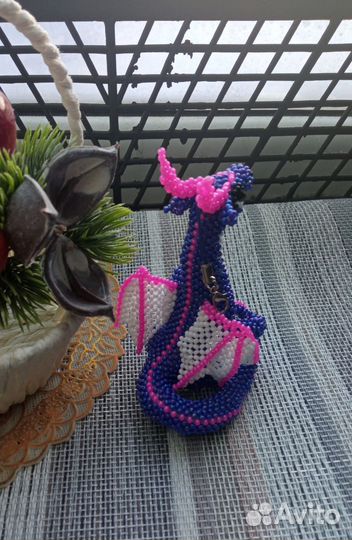 Дракон из бисера