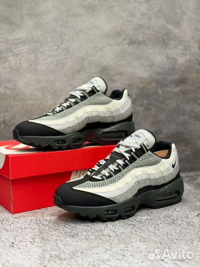 Кроссовки мужские nike