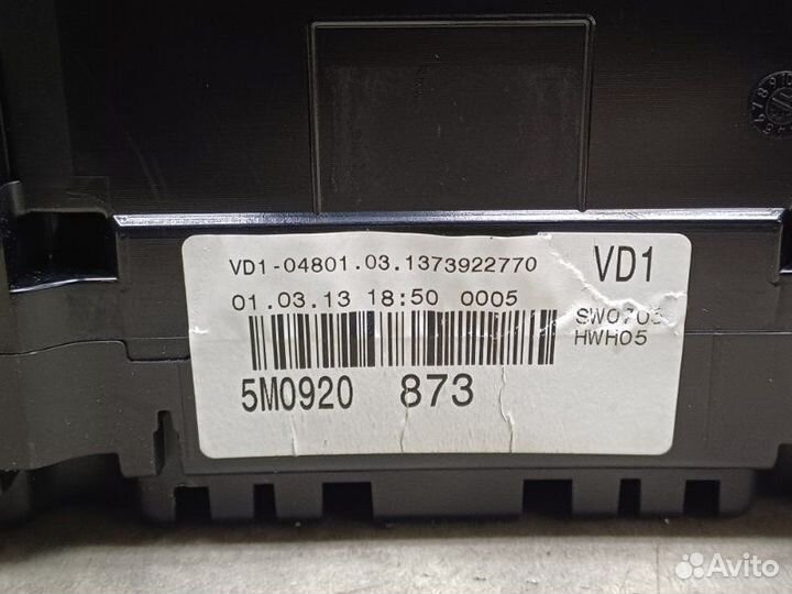 Щиток приборов Volkswagen Golf Plus 1.6 BSE AT