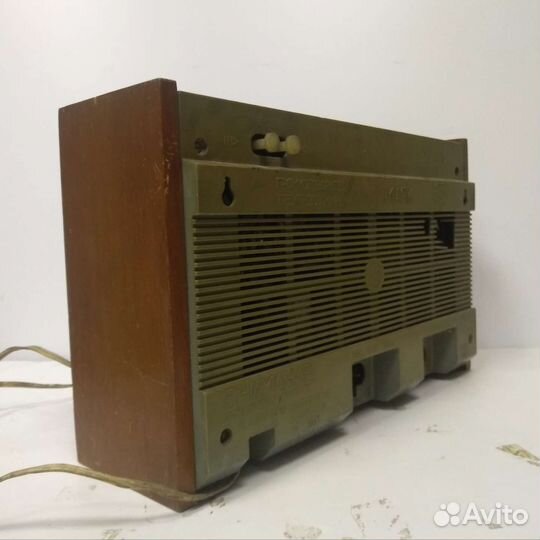 Приёмник, громкоговоритель трёхпрограммный 