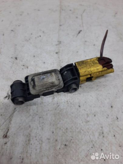 Датчик удара Audi A3 8P хэтчбэк 5 дв. 2.0 BKD 2006