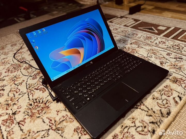 Бизнес Ноутбук Asus intel/8гб/120гб ssd
