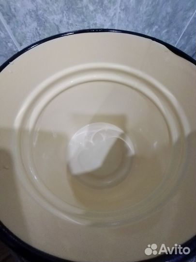 Эмалированное ведро