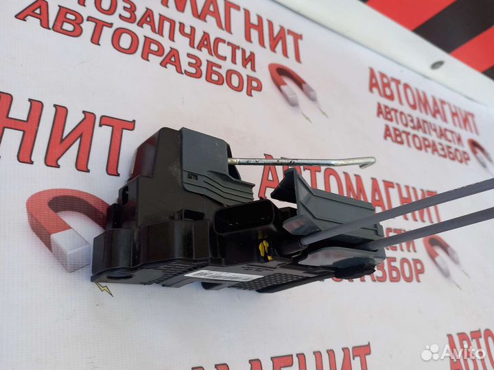 Замок передний правый Хендай Солярис 2 17-н.в