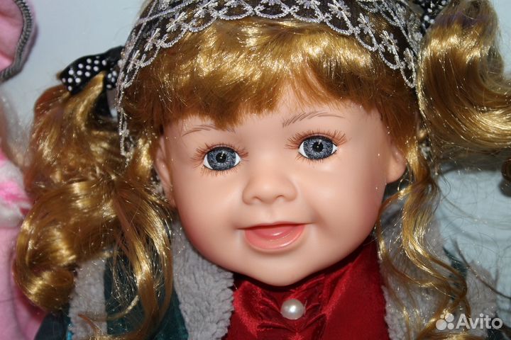 Дизайнерская коллекционная кукла, 61 см
