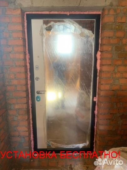 Дверь входная с зеркалом с бесплатной установкой
