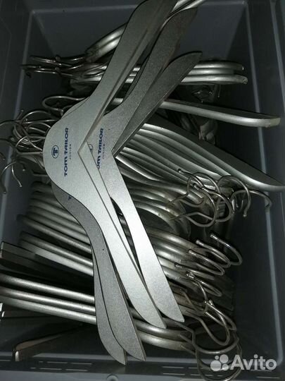 Вешалки плечики деревянные