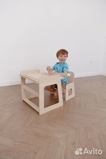 Детский стол и стульчик растущий
