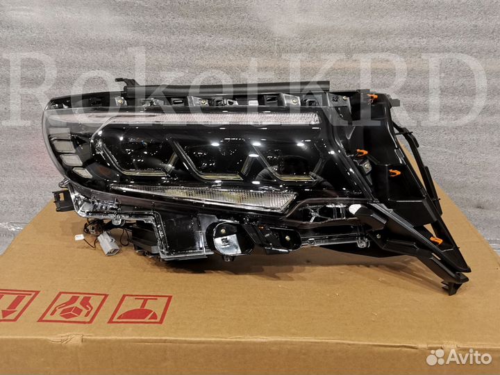 Фары Toyota Land Cruiser Prado 150 c 2017 LED