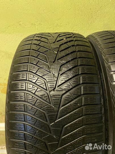 Yokohama BluEarth Winter V905 275/40 R20 105V