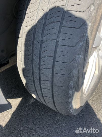 Kumho Road Venture APT KL51 235/60 R18