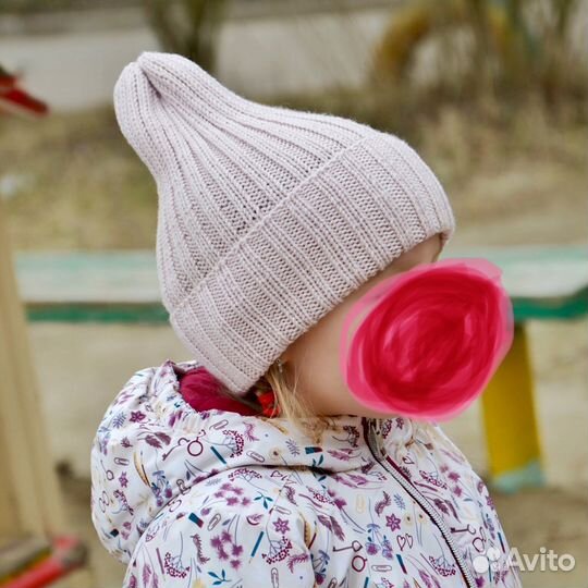 Шапка для девочки из мериноса