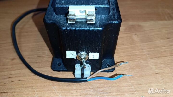 Блок питания с переменным напряжением 18V