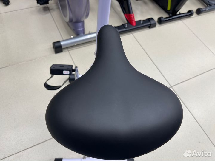 Велотренажер DFC B504B магнитный