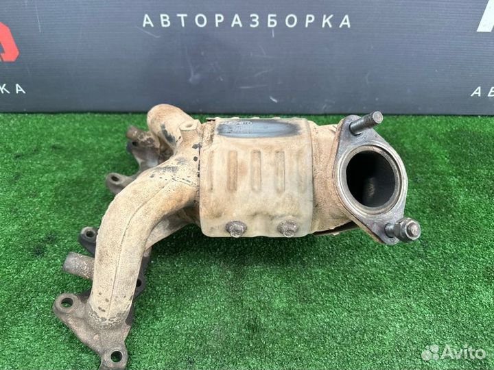 Коллектор выпускной без катализатора (выбит) Kia