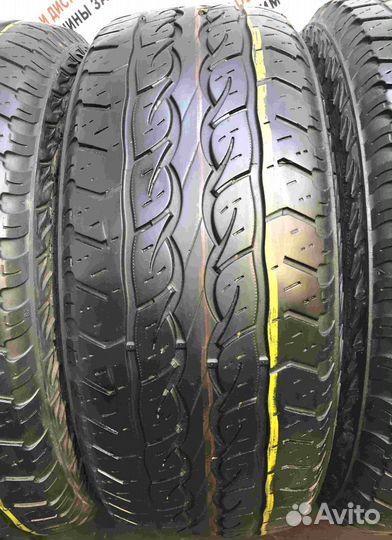 Kumho Road Venture SAT KL61 275/65 R17 119S