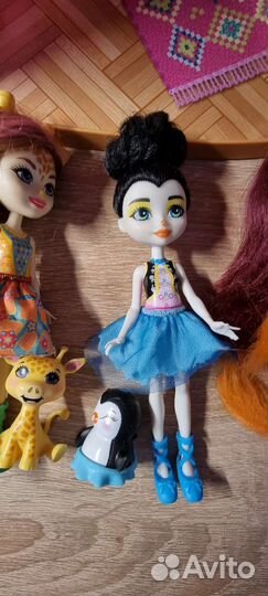 Домик и куклы Enchantimals