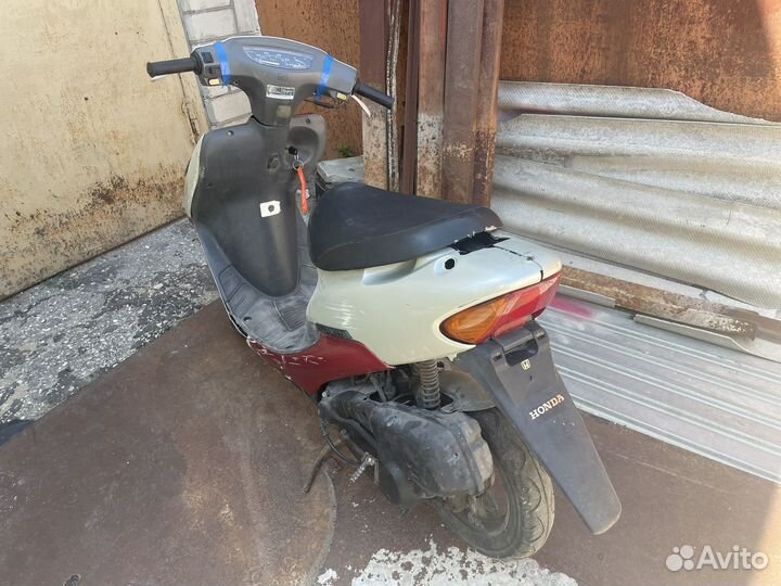 Honda dio cesta