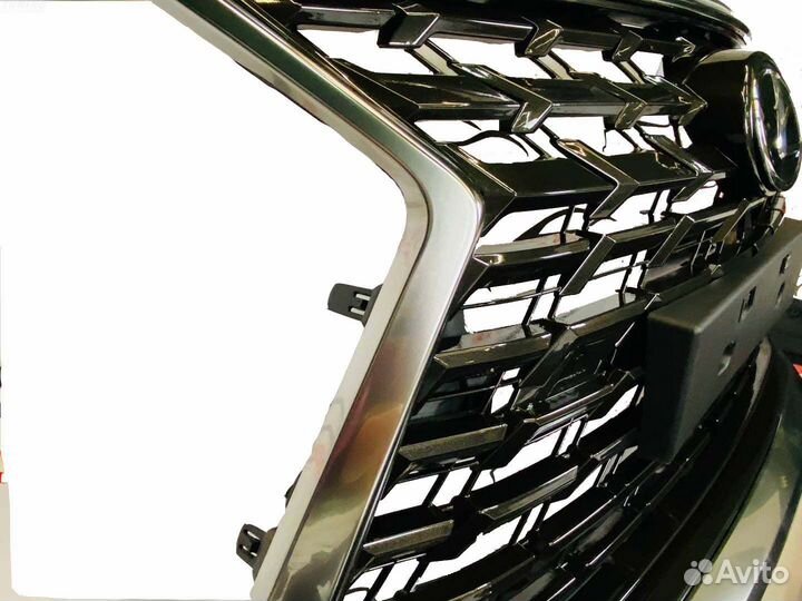 Обвес Lexus LX570 LX450d Стиль Heritage Tommy P007