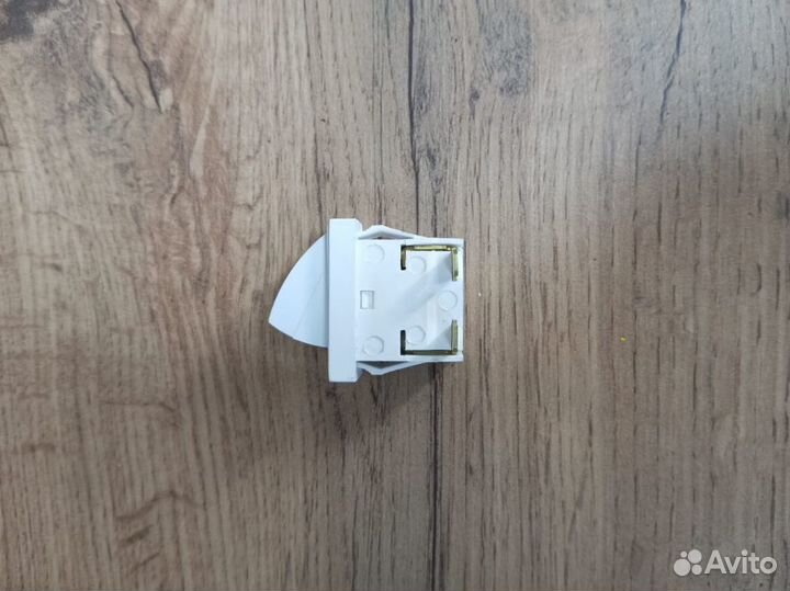 Выключатель Индезит рычажный (кнопка света)