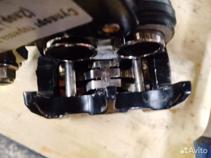 Суппорт передний