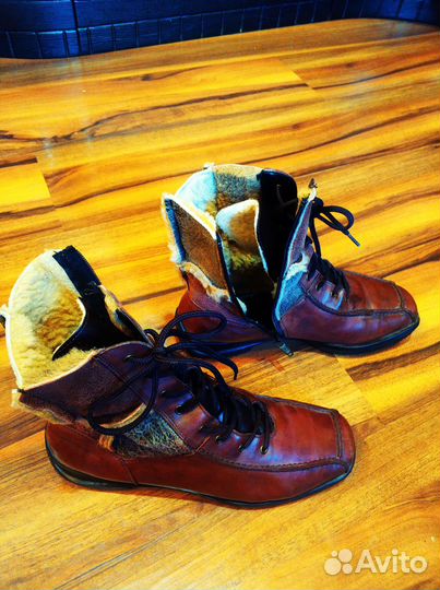 Ботинки женские 39