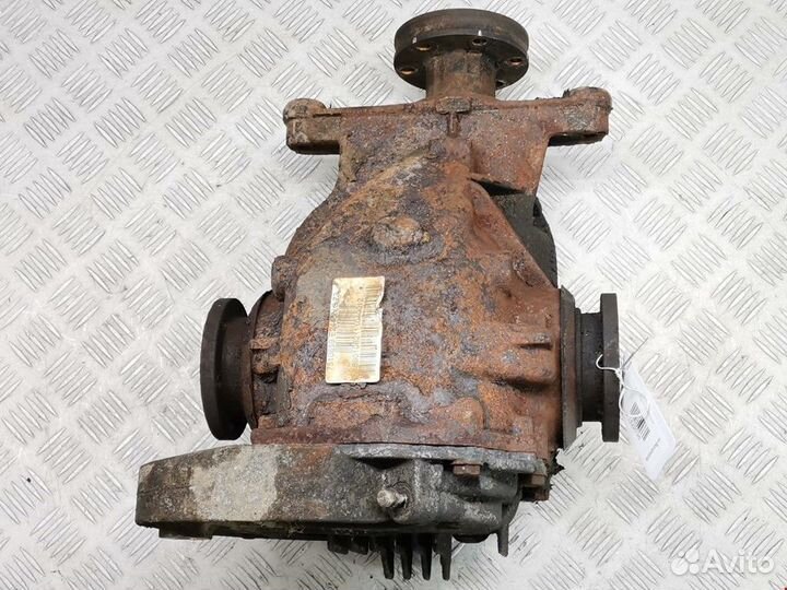 Редуктор заднего моста BMW X5 E53 2001