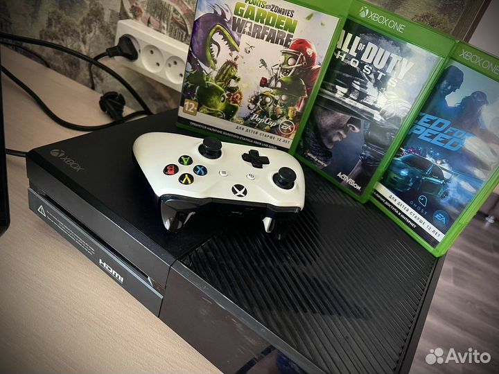Xbox One 500 gb