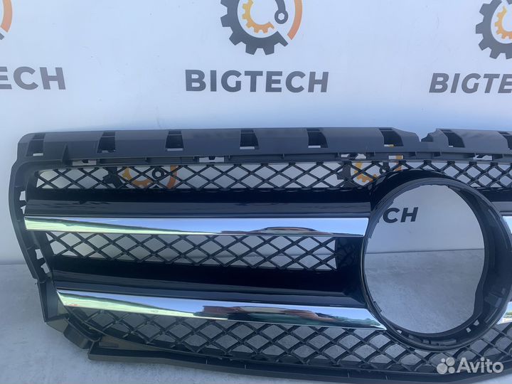 Решетка радиатора Mercedes