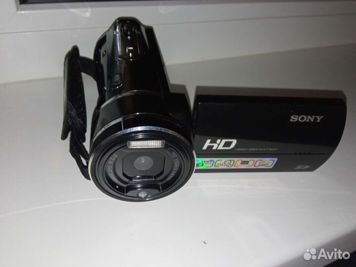 Видеокамера Sony V9 Digital