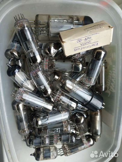 Радиолампа с хранения