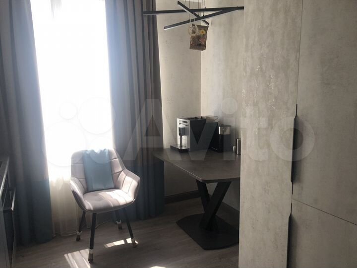 2-к. квартира, 52 м², 8/12 эт.