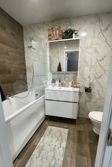 2-к. квартира, 57 м², 6/17 эт.