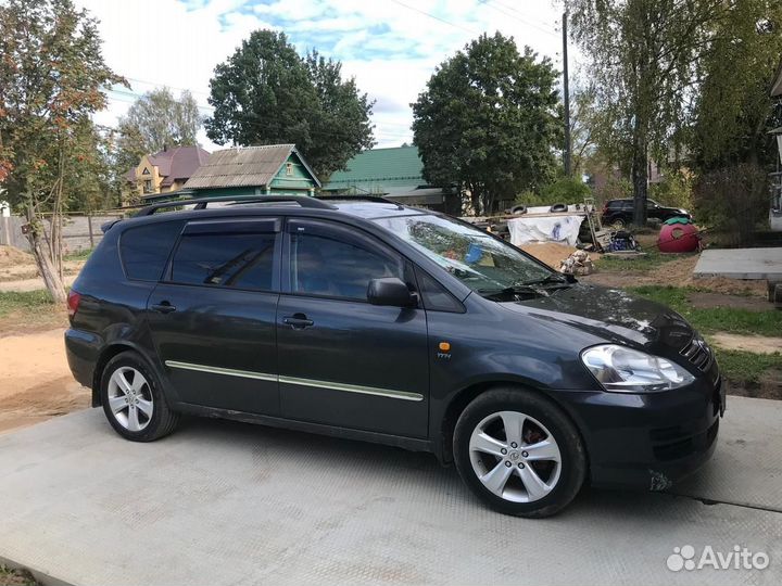 Toyota Avensis Verso 2.0 AT, 2002, 307 261 км