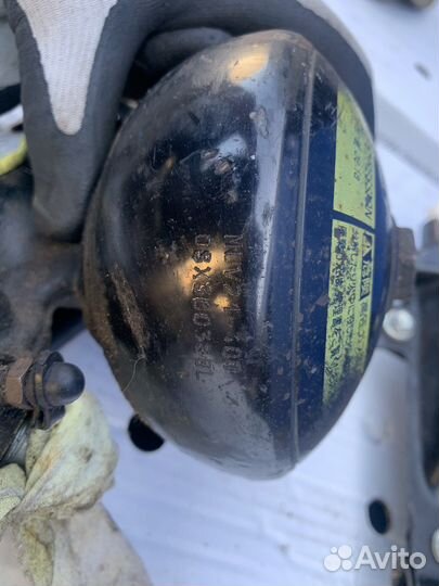 Гидроаккумулятор подвески Lexus LX570