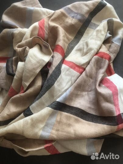 Палантин Burberry