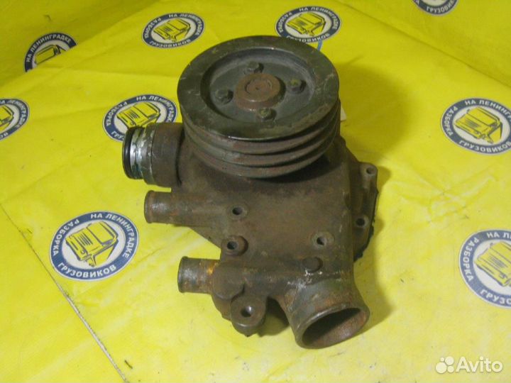 Насос охлаждающей жидкости (помпа) 0683225 DAF, 95