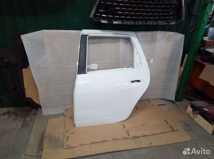 Renault duster дверь задняя левая