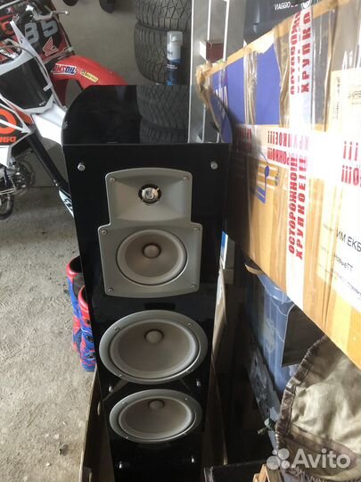 Акустика колонки yamaha 777