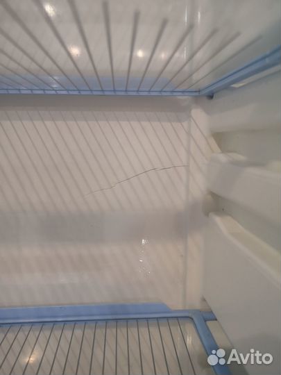 Холодильник бу indesit