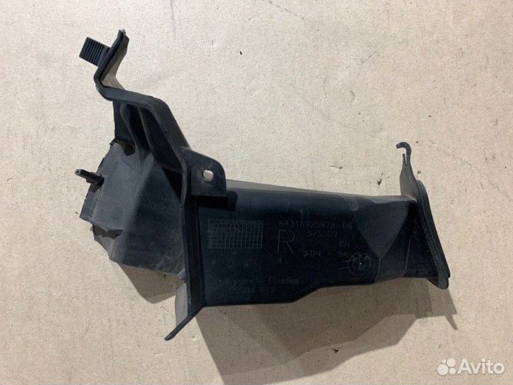 Водосток правый Bmw 1-Series E87 N52B30A 2006