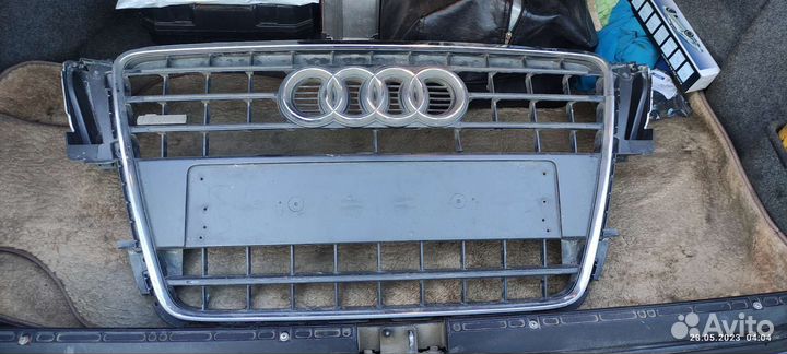 Решетка радиатора на бампер ауди