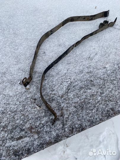 Крепление лента бензобака hyundai solaris 1