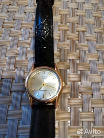 Женские часы Casio