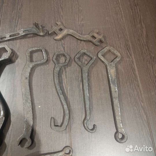 Старинные ключи