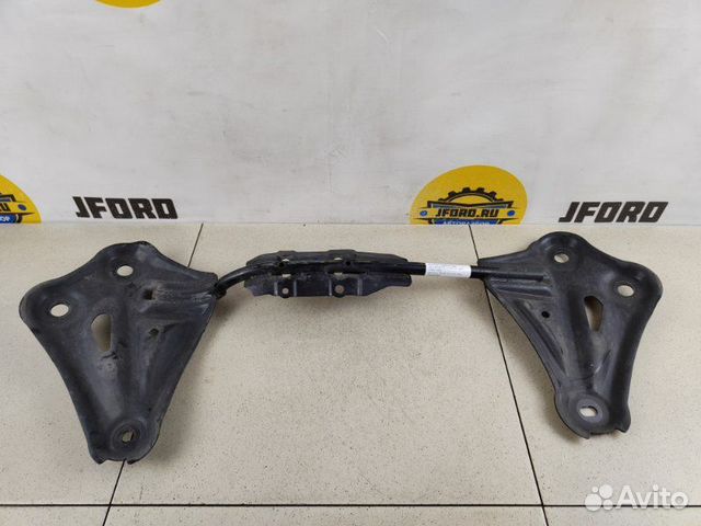 Кронштейн подрамника задний Lexus Nx300 Z10 2.5